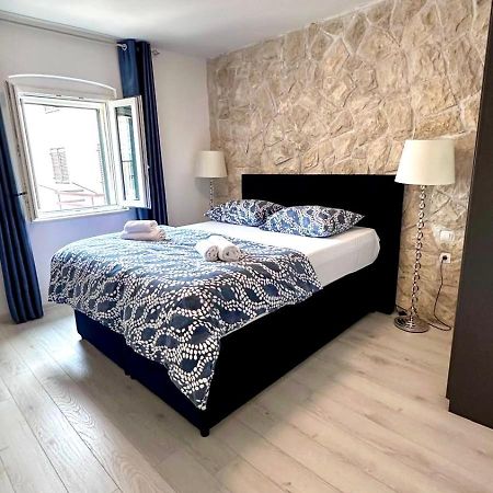 Apartment Vijoleta In City Centre Split Ngoại thất bức ảnh
